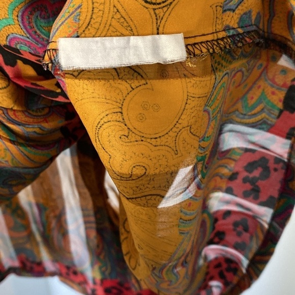 Vintage Nicola Back Button Up Blouse Size 12 - Picture 6 of 9